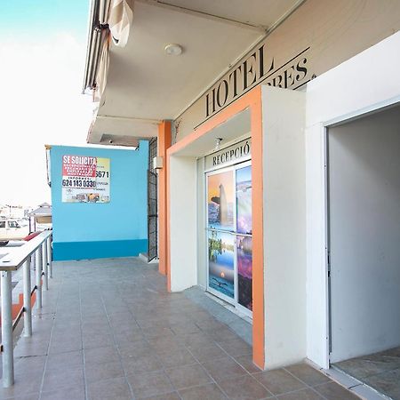 Oyo Hotel Plaza Las Torres, Cabo San Lucas Eksteriør bilde