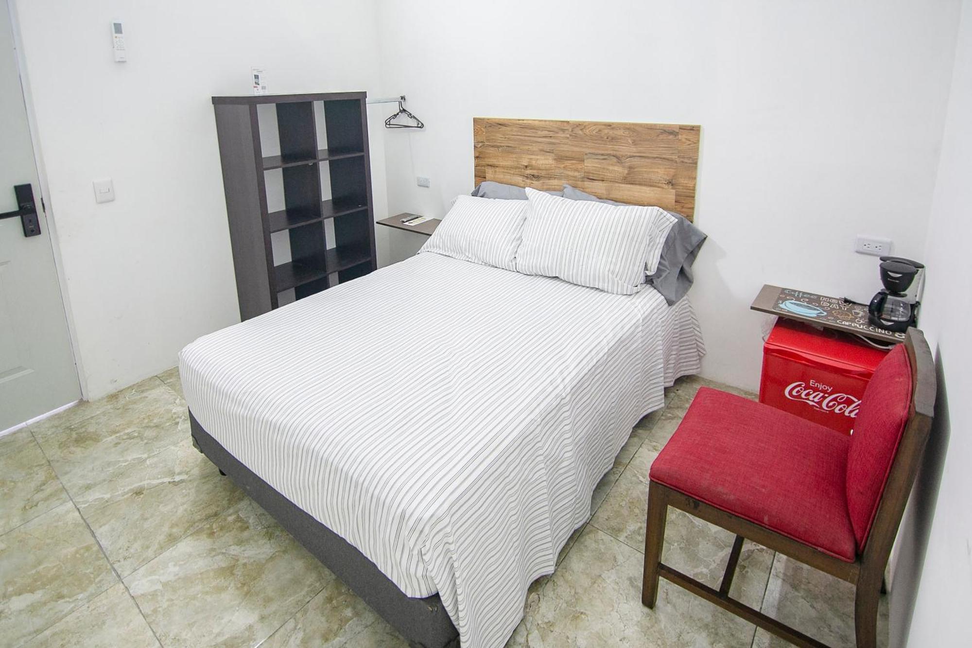 Oyo Hotel Plaza Las Torres, Cabo San Lucas Eksteriør bilde