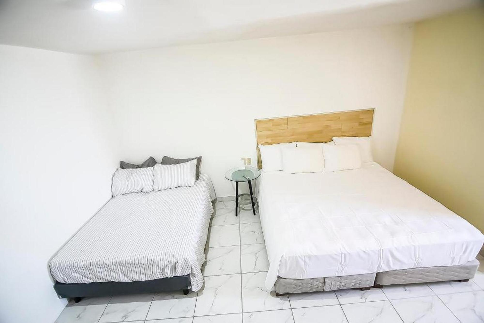Oyo Hotel Plaza Las Torres, Cabo San Lucas Eksteriør bilde